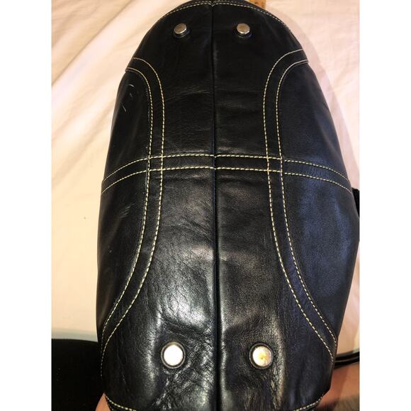 Vintage Coach Soho 5570 Large Carry All Bag Black Y2K Contrast Stitch Buckle - Picture 13 of 14